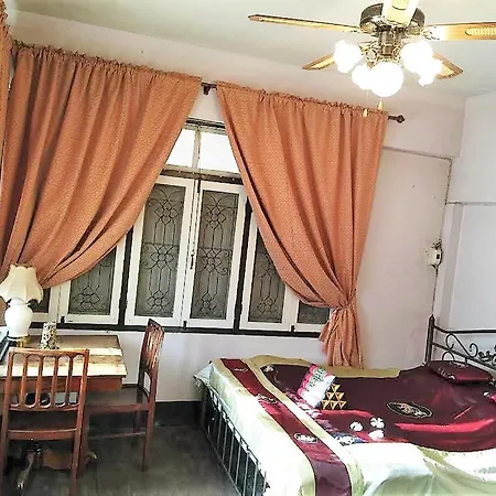 28 Rachabutr Hostel Ubon Ratchathani Room photo