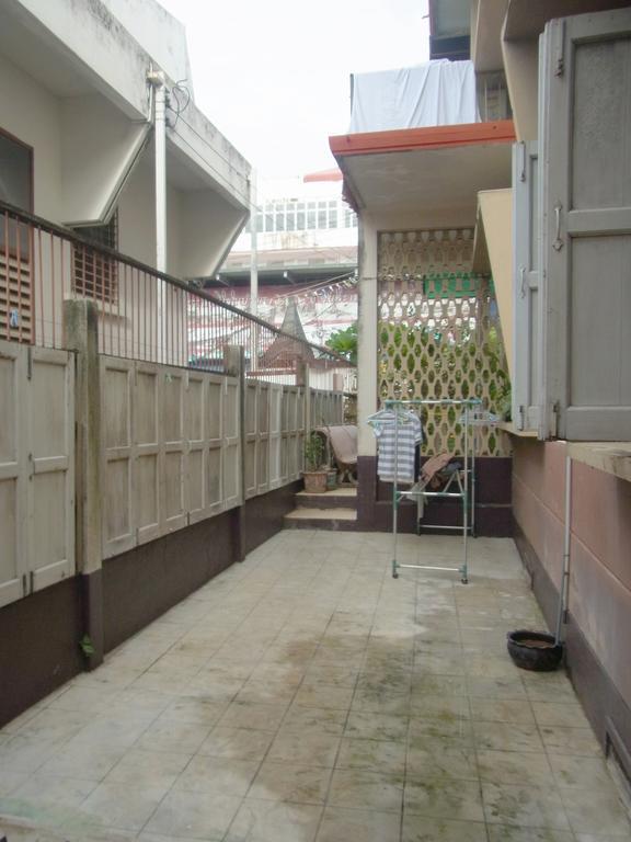 28 Rachabutr Homestay *
